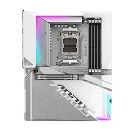 B650E AORUS STEALTH ICE