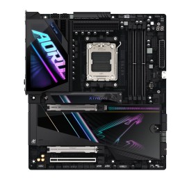 X870E A XTREME AI TOP